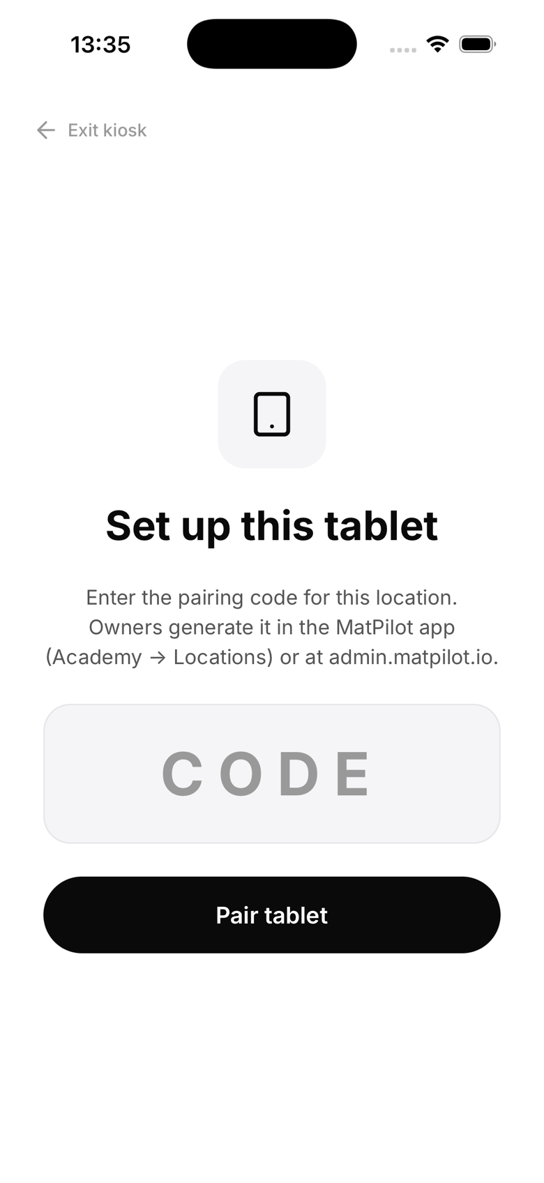 La pantalla de emparejamiento del kiosco en una tablet de recepción